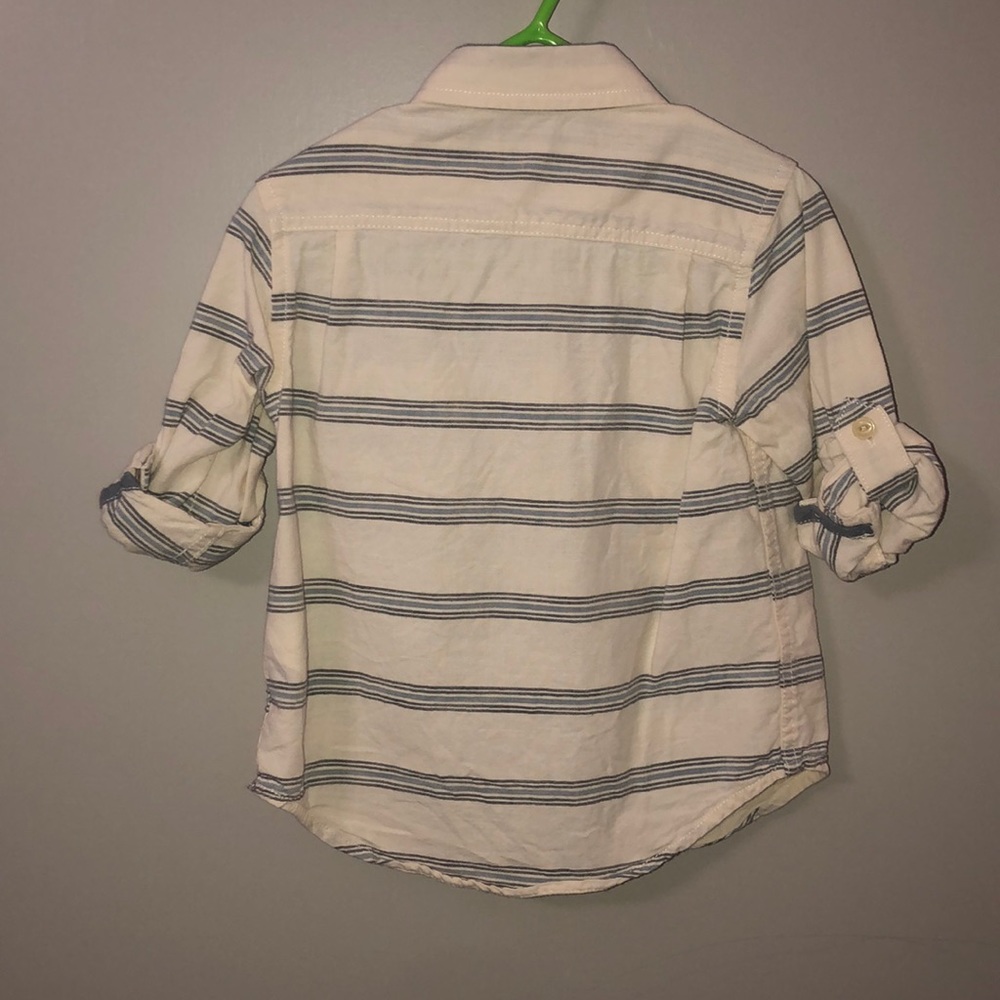 BABY GAP button down - Picture 2 of 5